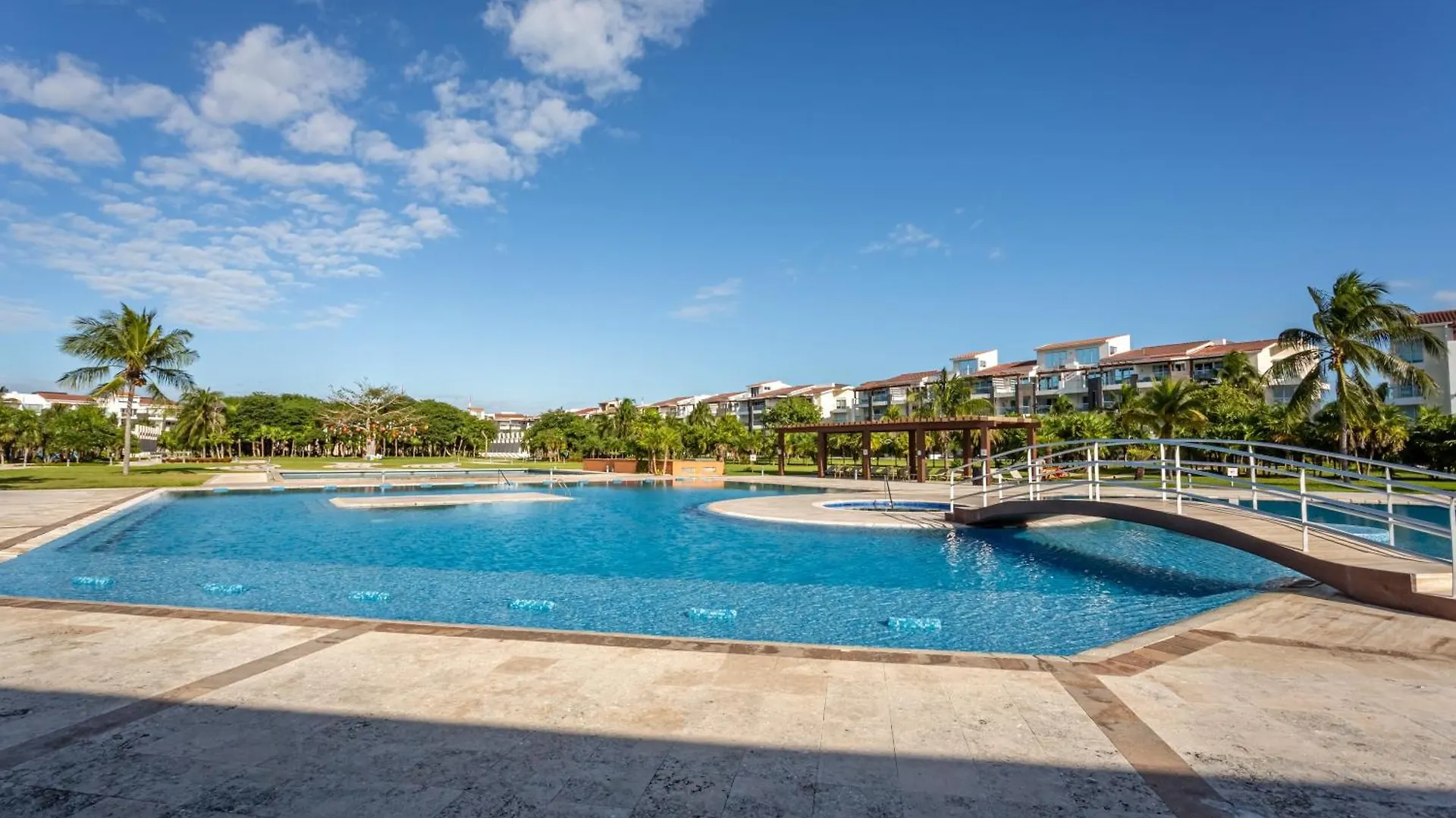 Casa Serena Condo #157139 Condo Playa del Carmen