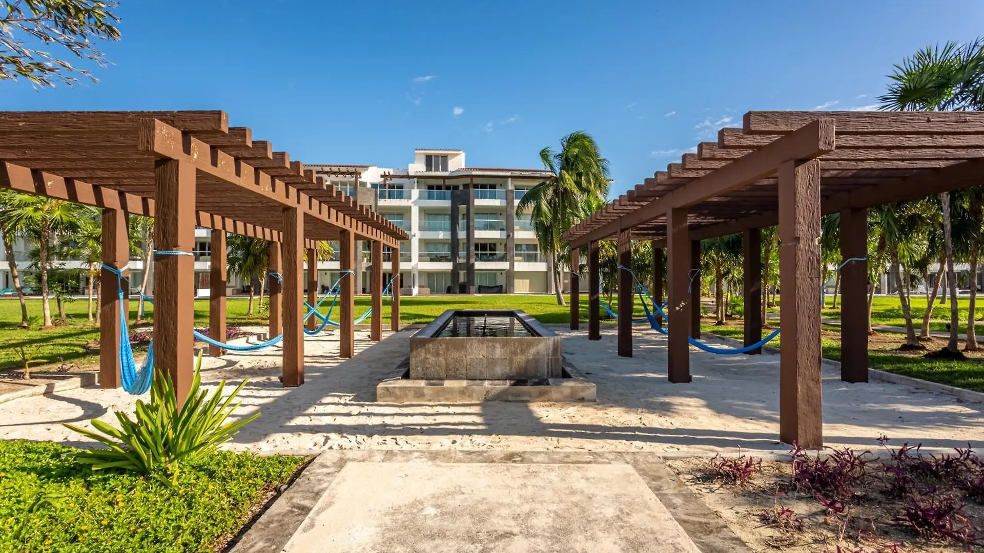Casa Serena Condo #157139 Condo Playa del Carmen Mexico